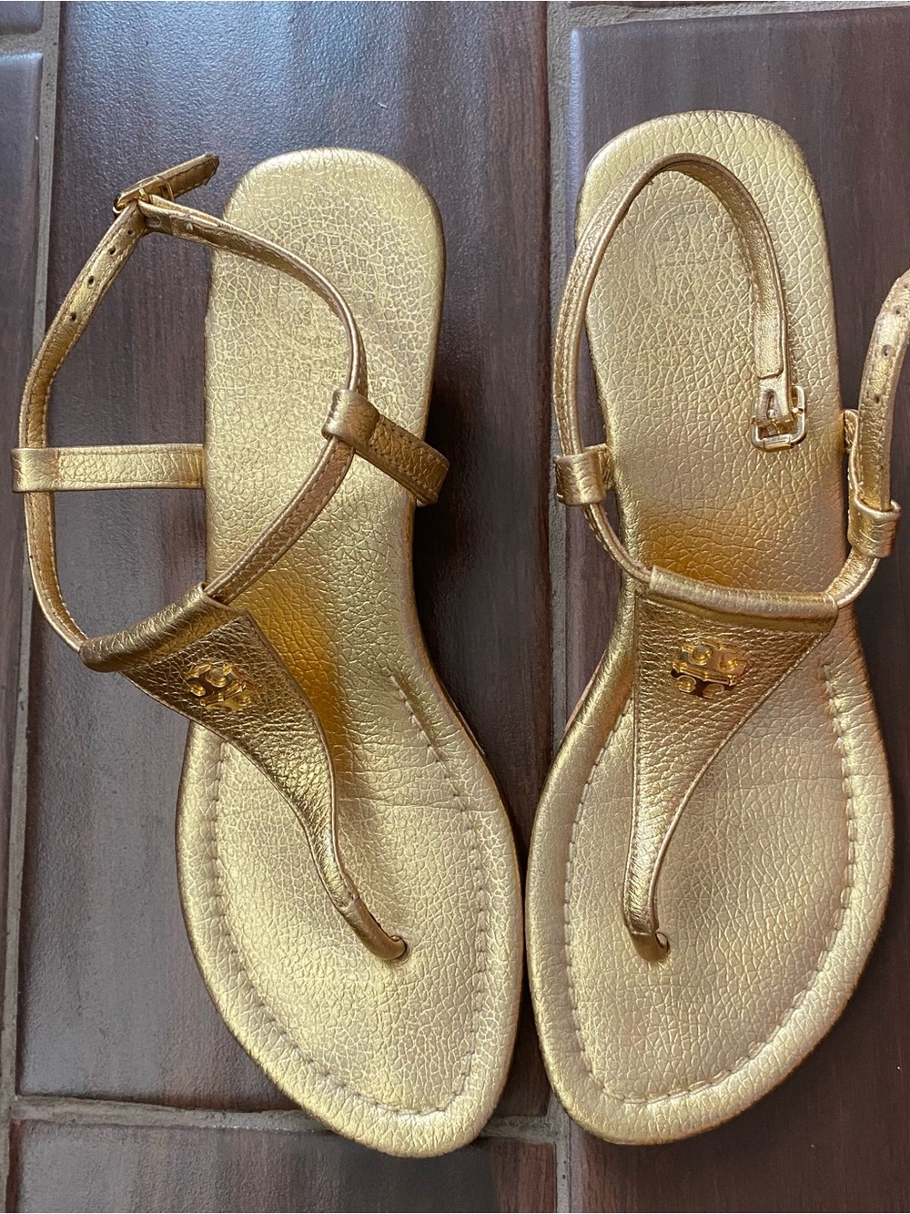 Tory Burch Women’s Gold Sandals Size 7.5 - Picture 5 of 5
